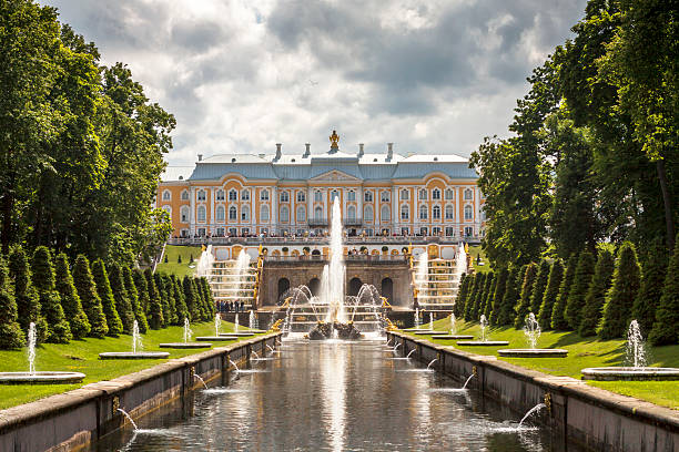 istock St. Petersburg park 480384514