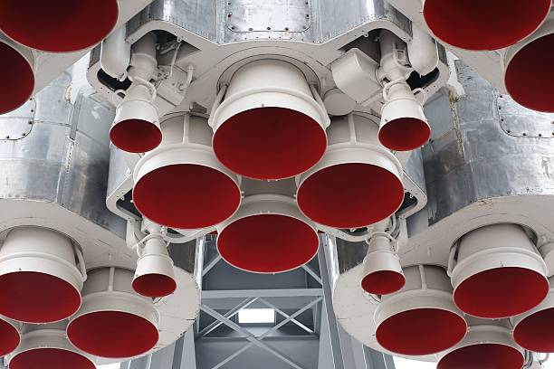 нижняя детали пространства ракетный двигатель - thruster стоковые фото и изображения