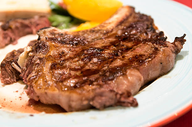 istock Florentine style steak with lemon 480468534