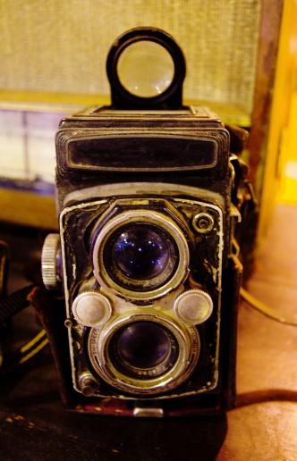 Traditional cameras were preserved in a museum.