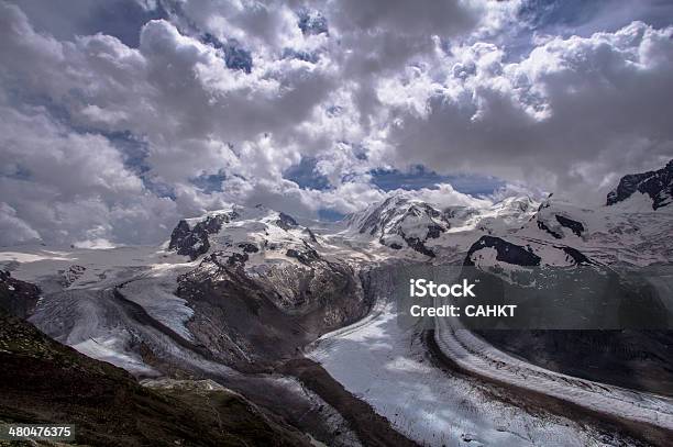Matterhorn Foto de stock y más banco de imágenes de Aiguille de Midi - Aiguille de Midi, Alpes Europeos, Alpes suizos