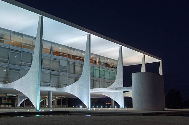 ブラジル大統領官邸 - niemeyer museum of contemporary arts ストックフォトと画像