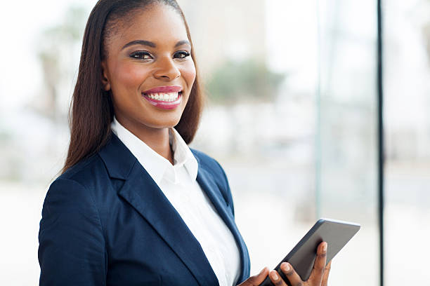 istock black businesswoman with tablet computer 480507127