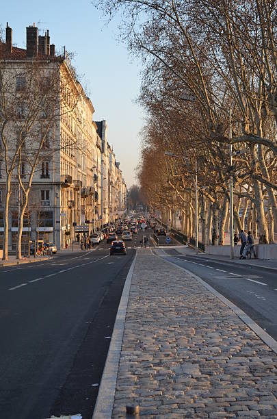 istock street poin of view 480541010