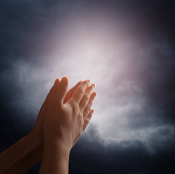 istock Hand reaching for the cloud in the sky 480599992