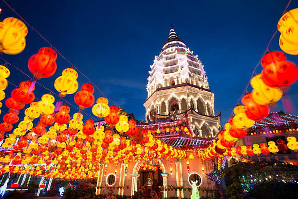kek lok si temple penang malaysia illuminated at night chinese new year traditional festival
