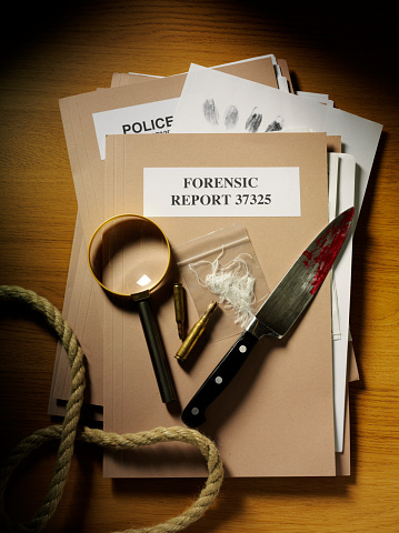 Forensic report with fingerprints on a file with a magnifying glass, bullets, knife and rope, as evidence.