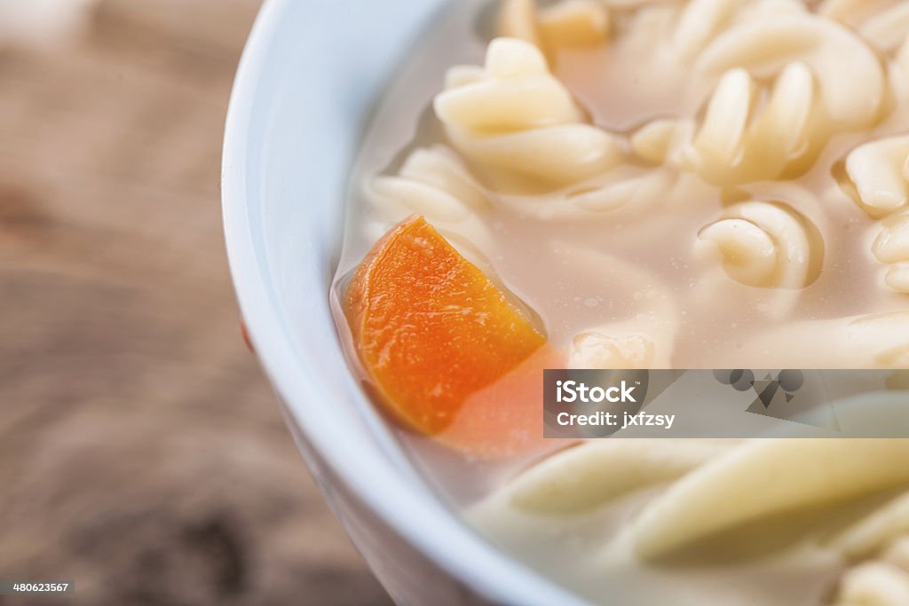 Cenoura com sopa de macarrão - Foto de stock de Alimentação Saudável royalty-free