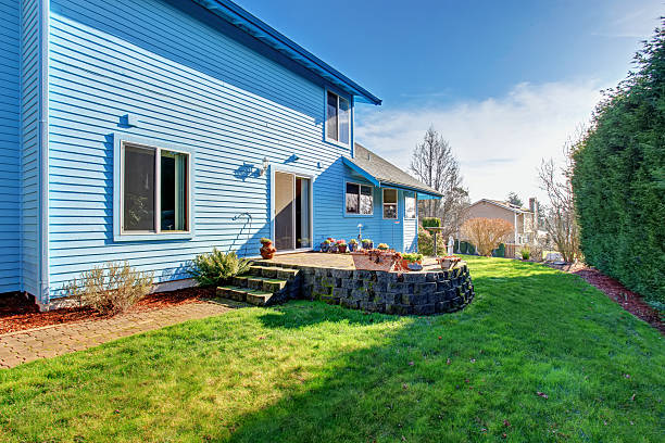 istock Large back yard with lots of grass. 480687688