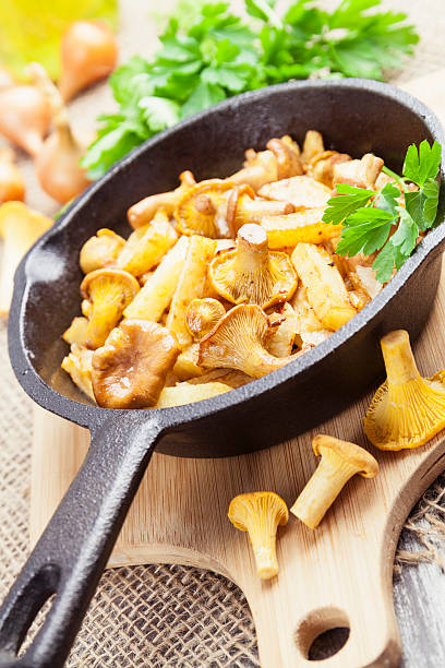 istock Fried potatoes with mushrooms 480699966