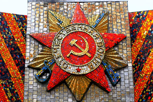 russian red star martillo y células de unión soviética - hoz y martillo fotografías e imágenes de stock