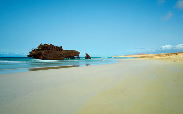 istock Shipwreck Of Boa Vista 480731791