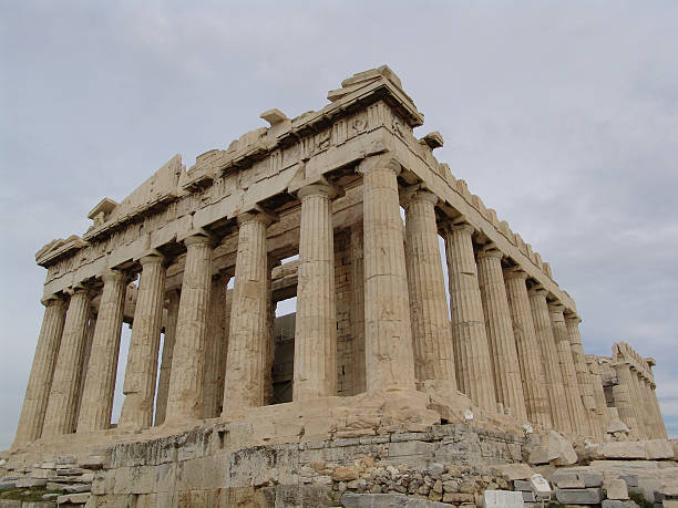 acrópole de athen com parthenon templo - propylaen imagens e fotografias de stock