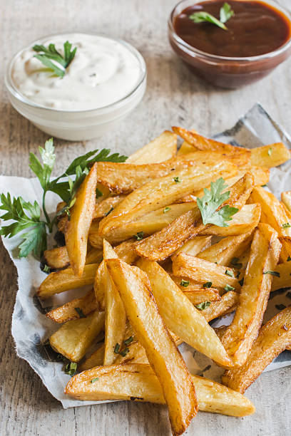 istock Prepared french fries 480738890