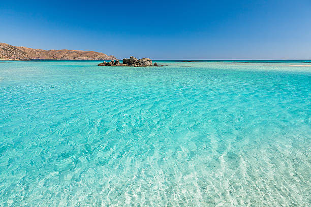 istock Turquoise water of Elafonisi Beach. 480750809