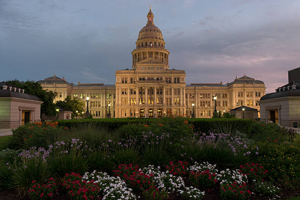 istock Texas Capitol Building with mostly cloudy sky at sunset 480751868