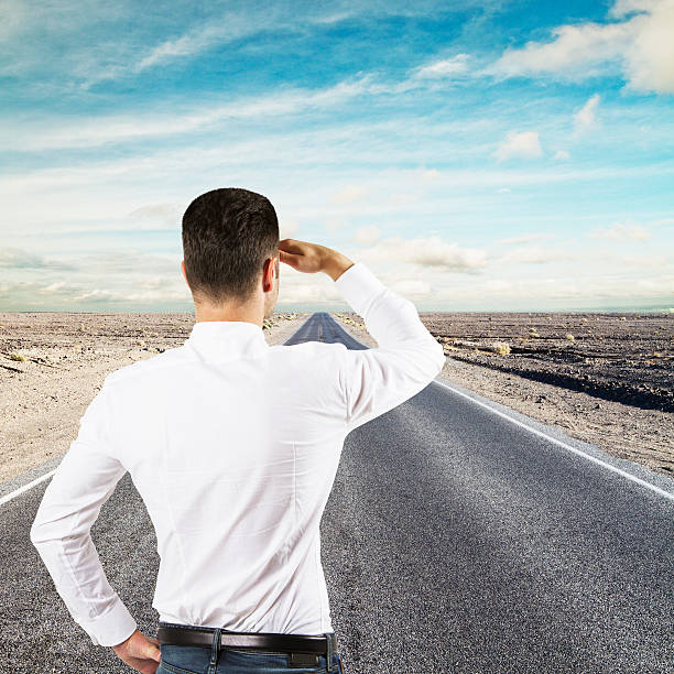 istock businessman  looking to horizon 480758153