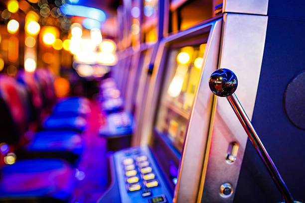 machines à sous au casino - jackpot photos et images de collection
