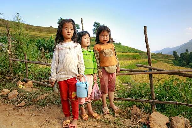 H'mong children in highland of Sapa, Lao Cai province, where the mountains are very high