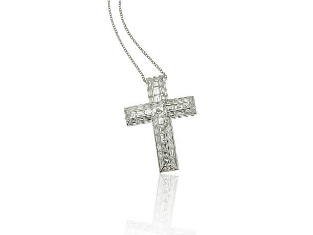 istock Diamonds cross Necklace on white background with reflection 480764853