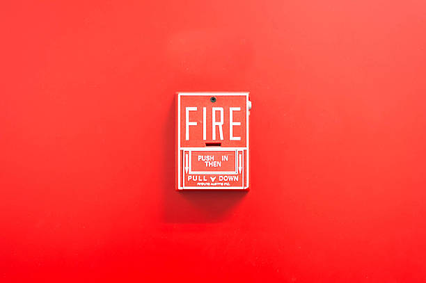 alarma de incendios - alarma de incendio fotos fotografías e imágenes de stock