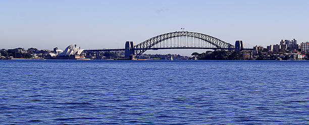 sydney harbour - sydney opera house sydney australia opera house bridge foto e immagini stock