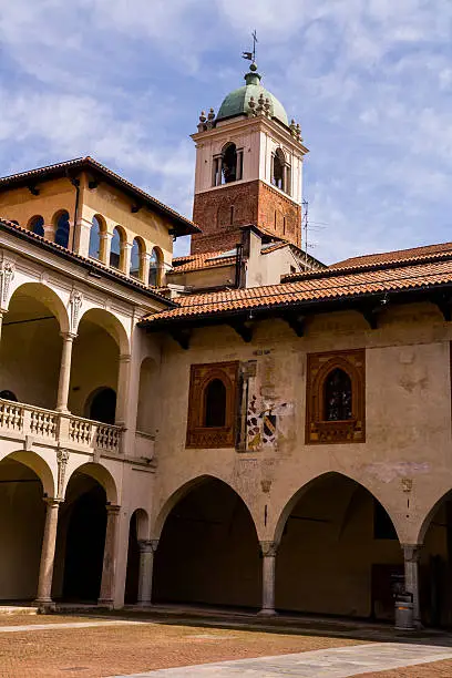 Ilv palazzo del broletto is one of the most famous pasrti of the city of Novara