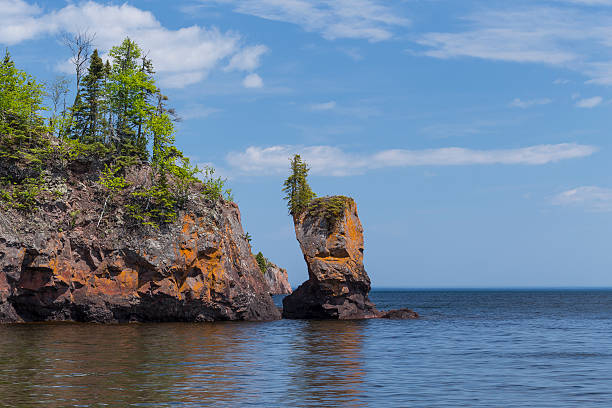 istock Lake Superior Rock Formation 480819724