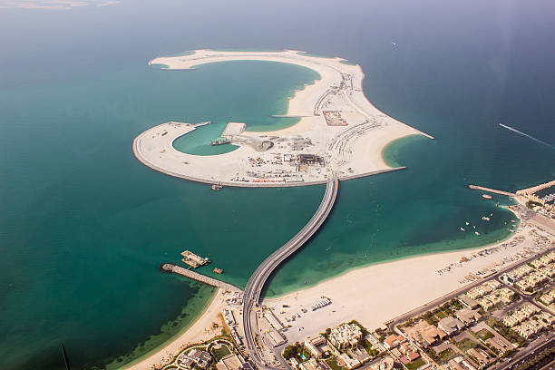new sand island construction new sand island construction, Dubai, United Arab Emirates jumeirah stock pictures, royalty-free photos & images