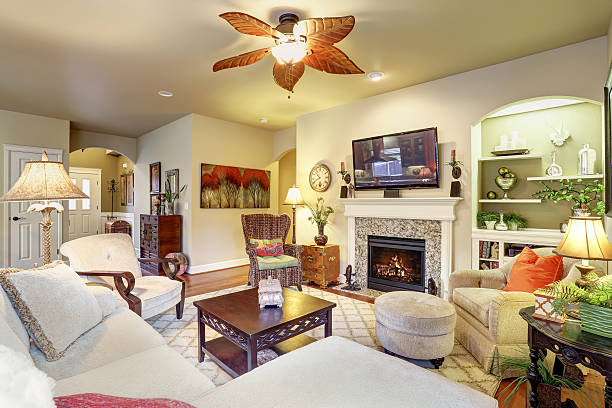 istock Cozy living room with rug and fireplace. 480884610