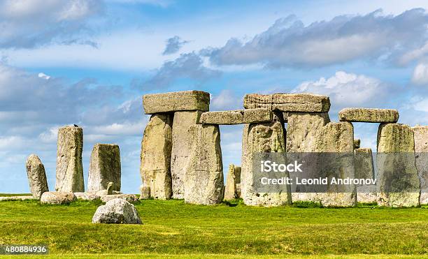 Stonehenge A Prehistoric Monument In Wiltshire England Stock Photo - Download Image Now