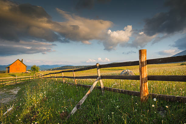istock Wooden fence 480921398