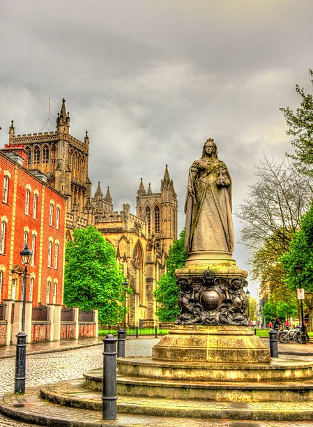 Queen Victoria Statue on College Green, Bristol, England Queen Victoria Statue on College Green, Bristol, England karlheinz böhm stock pictures, royalty-free photos & images