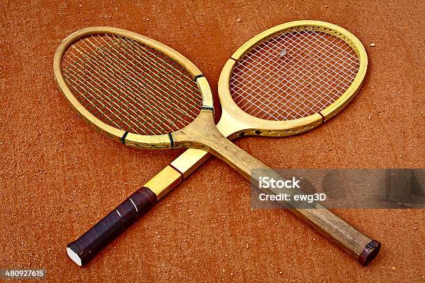 Alten Hölzernen Tennisschläger Stockfoto und mehr Bilder von Altertümlich - Altertümlich, Retrostil, Tennis