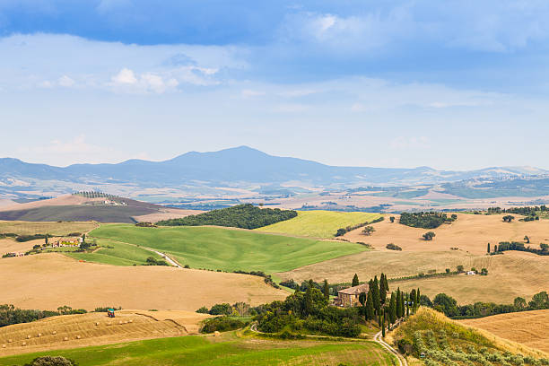 istock Countryside in Tuscany 480931298