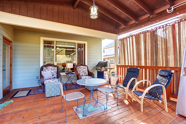istock Gorgeous back yard with large covered porch. 480938800