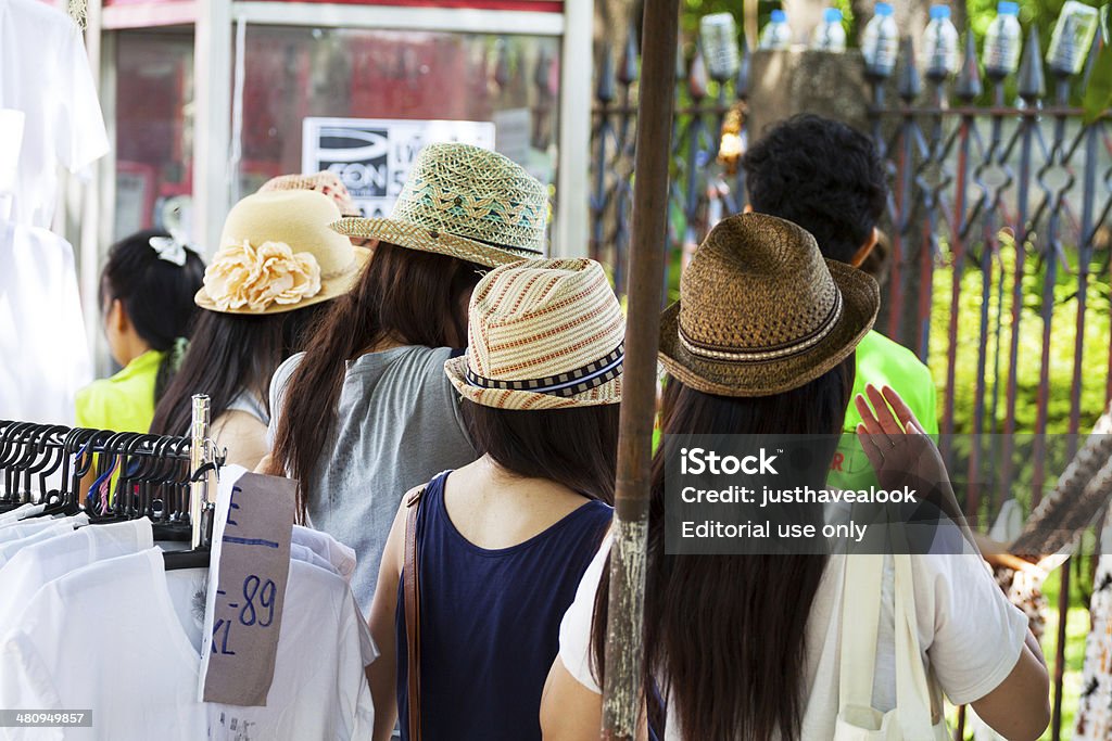 Thai Mujer con sombrero de paja - Foto de stock de Adulto libre de derechos