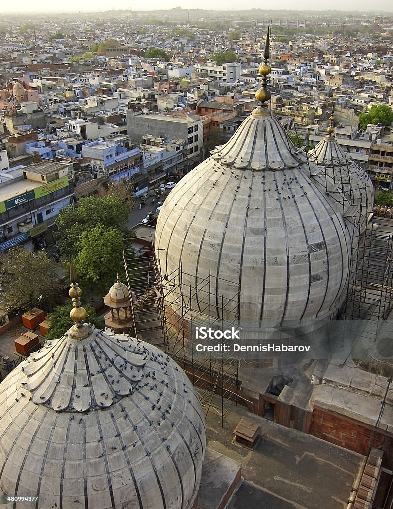 Cúpulas de la mezquita Jama Mashid en Nueva Delhi - Foto de stock de Aire libre libre de derechos