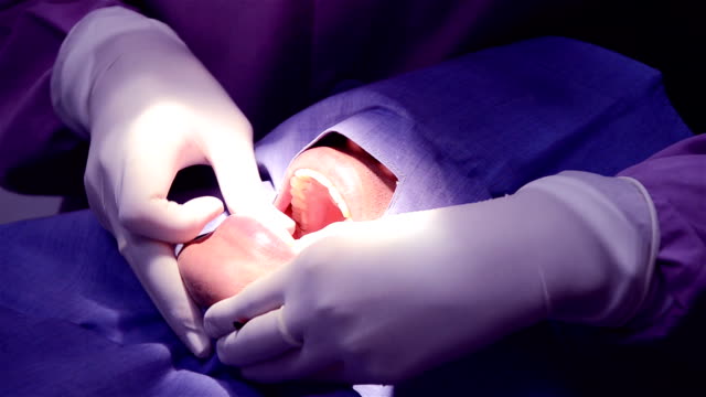 Dentists dentures