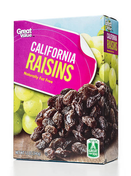 un excellent rapport qualité-prix en californie, raisins boîte - sultana california photos et images de collection