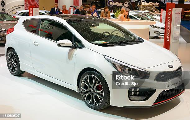 Foto de Kia Procee Se Gt e mais fotos de stock de 2014 - 2014, Branco, Carro