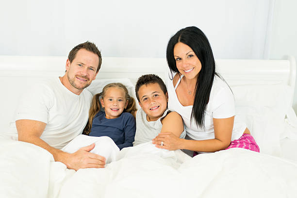 istock Family in Bed 481086267