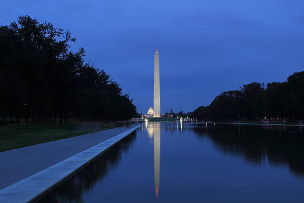 monumento de washington - nightshot imagens e fotografias de stock