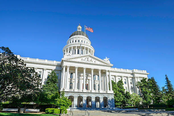 capitólio do estado da califórnia edifício em sacramento, ca, eua - state government imagens e fotografias de stock