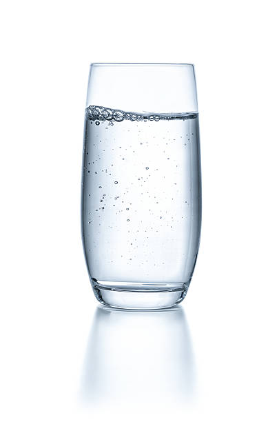 glass with water on a white background - glas water stockfoto's en -beelden