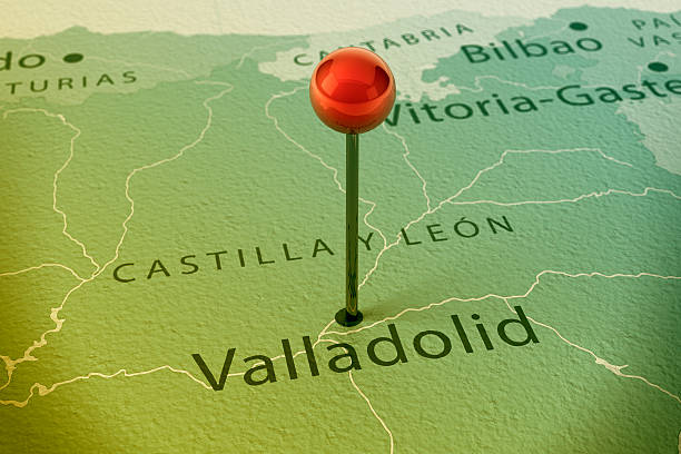 istock Valladolid Map City Straight Pin Vintage 481112725