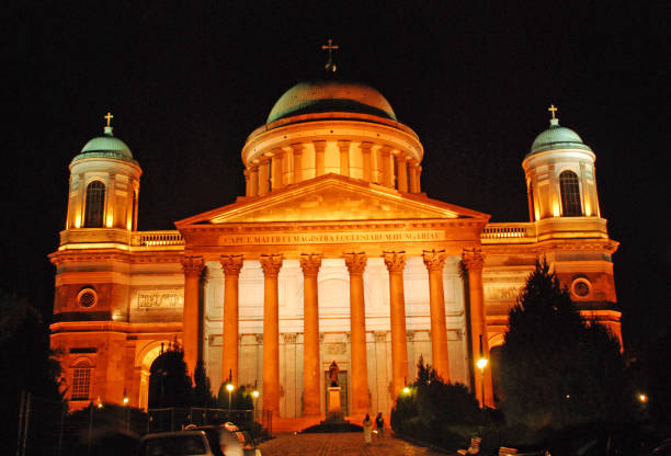 istock Night view of Esztergom Basilica 481140636