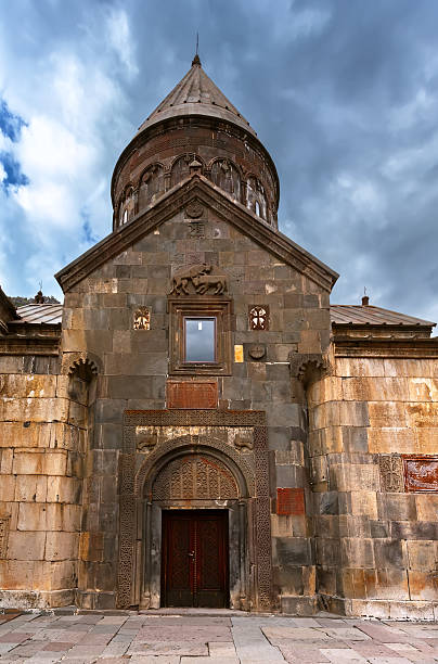 geghard 修道院のアルメニア、katoghike カペルます。 - armenian culture armenia saint monastery ストックフォトと画像