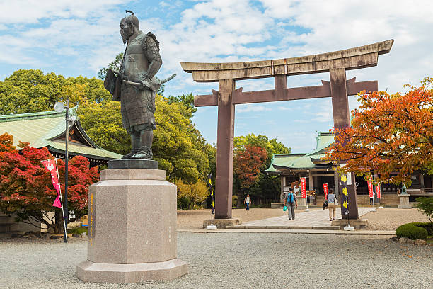 toyotomi hideyoshi estátua em osaka - toyotomi hideyoshi - fotografias e filmes do acervo