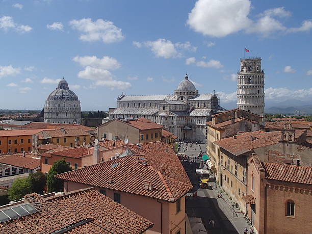 istock Leaning Tower of Pisa in the Summer 481223856